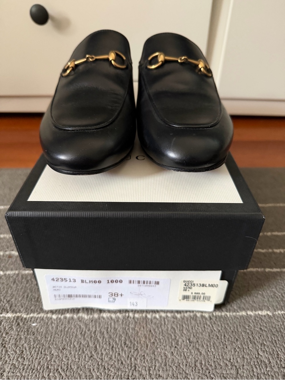 Gucci Women’s Princetown Mules Black Leather - Picture 2 of 6